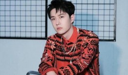 爆料娱乐圈小生,神秘女友曝光，恋情真相引热议